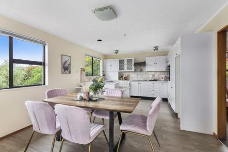 Photo of property in 33 Shackle Lane, Whitby, Porirua, 5024