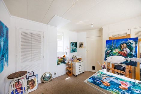 Photo of property in 4 Chilton Grove, Hokowhitu, Palmerston North, 4410