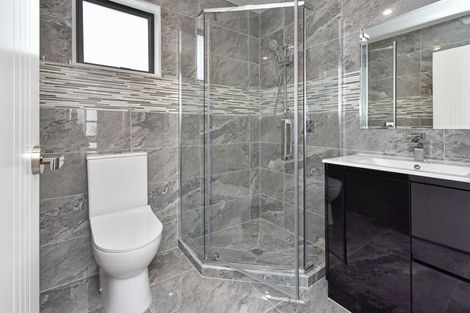 Photo of property in 56b Cambridge Terrace, Papatoetoe, Auckland, 2025