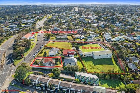 Photo of property in 1/3 Hall Road, Glenfield, Auckland, 0629