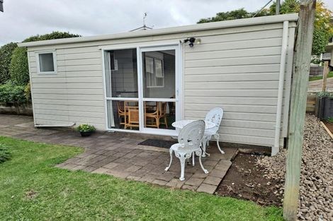 Photo of property in 8 Walmer Grove, Bell Block, New Plymouth, 4312