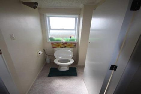 Photo of property in 75 Robinson Avenue, Holdens Bay, Rotorua, 3010