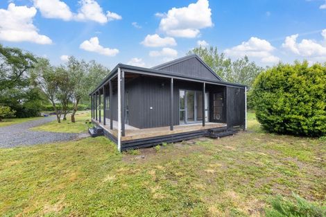 Photo of property in 16 Eureka Road, Eureka, Hamilton, 3287