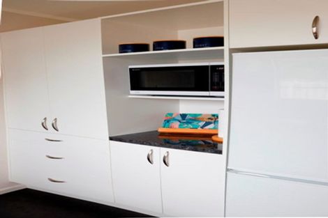 Photo of property in 12a Waimarie Avenue, Paraparaumu, 5032