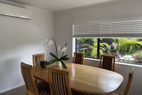 Photo of property in 2 Kenneth Hopper Place, Manly, Whangaparaoa, 0930