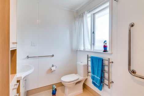 Photo of property in 59 Exeter Crescent, Pirimai, Napier, 4112