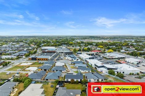 Photo of property in 12 Coupling Close, Prebbleton, 7604