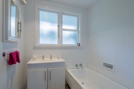 Photo of property in 5 Highbury Drive, Levin, 5510