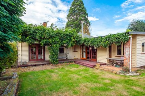 Photo of property in 31 Mckenzie Street, Geraldine, 7930