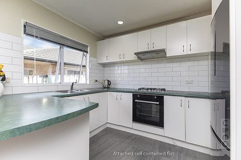 Photo of property in 34 Hugh Green Drive, Pinehill, Auckland, 0632