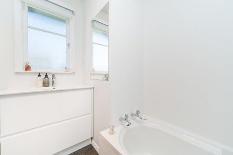 Photo of property in 51 Highbury Avenue, Highbury, Palmerston North, 4412