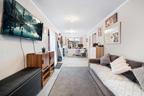 Photo of property in 52 Hain Avenue, Mangere East, Auckland, 2024