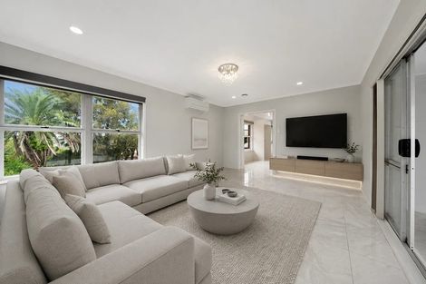 Photo of property in 41 Royal Road, Massey, Auckland, 0614