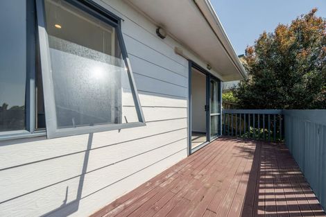 Photo of property in 3/52 Agincourt Street, Glenfield, Auckland, 0629