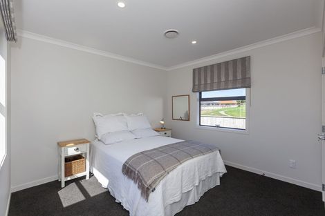 Photo of property in 45 Hudson Place, Paraparaumu, 5032