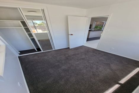 Photo of property in 1a Tamahere Drive, Glenfield, Auckland, 0629