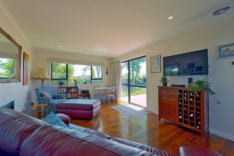 Photo of property in 114 Harold Holt Avenue, Pirimai, Napier, 4112