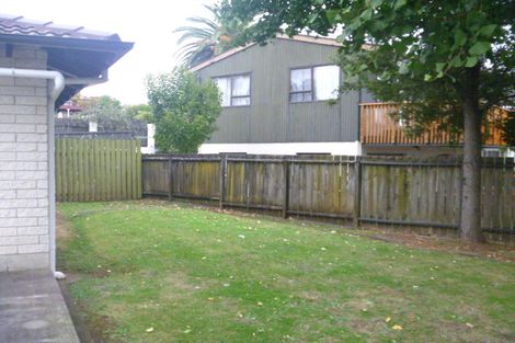 Photo of property in 27 Mack Place, Red Hill, Papakura, 2110