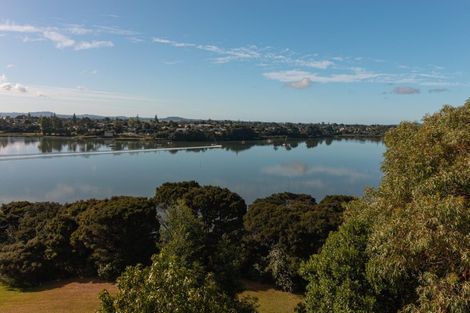 Photo of property in 153b West Harbour Drive, West Harbour, Auckland, 0618