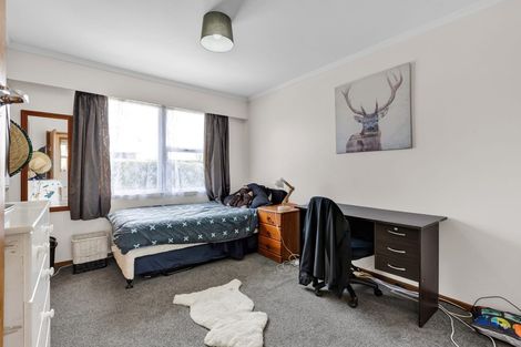 Photo of property in 261 Huatoki Street, Upper Vogeltown, New Plymouth, 4310