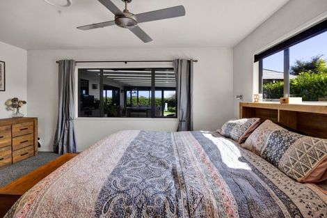 Photo of property in 114 Ackworth Road, Lepperton, New Plymouth, 4373