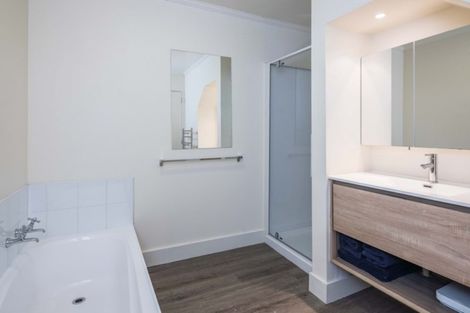 Photo of property in 4/14c Glenmore Street, Thorndon, Wellington, 6011