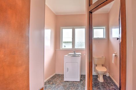 Photo of property in 25 Crombie Street, Gore, 9710