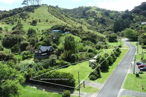 Photo of property in 9 Irishtown Road, Kuaotunu, Whitianga, 3592