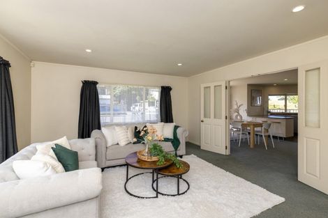 Photo of property in 22 Kowhai Grove, Raumati Beach, Paraparaumu, 5032
