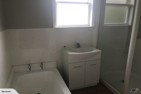 Photo of property in 7 Lifford Place, Awapuni, Palmerston North, 4412