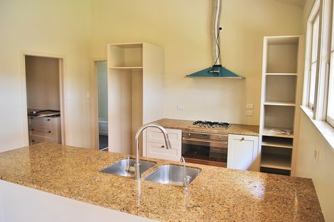 Photo of property in 956c Oneriri Road, Kaiwaka, 0573