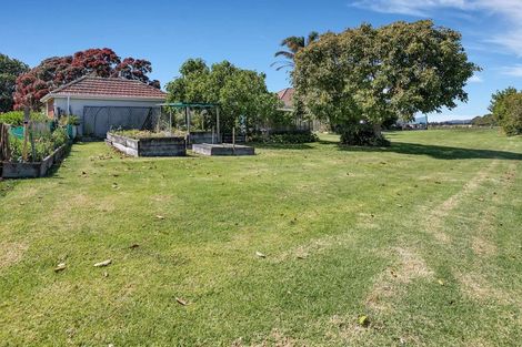 Photo of property in 12 Pyle Road East, Ruakaka, 0171