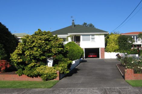 Photo of property in 3 Covil Avenue, Te Atatu South, Auckland, 0610