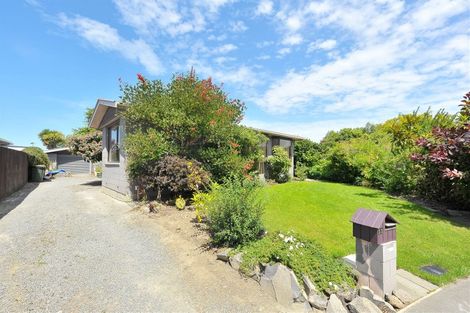 Photo of property in 11 Penelope Place, Casebrook, Christchurch, 8051