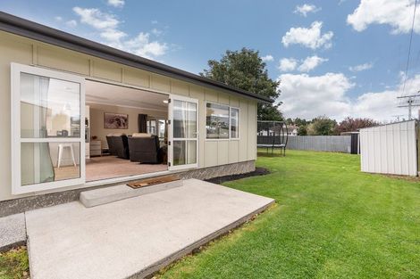 Photo of property in 7 Hazlett Road, Mosgiel, 9092