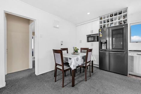 Photo of property in 47a Tawa Crescent, Manurewa, Auckland, 2102