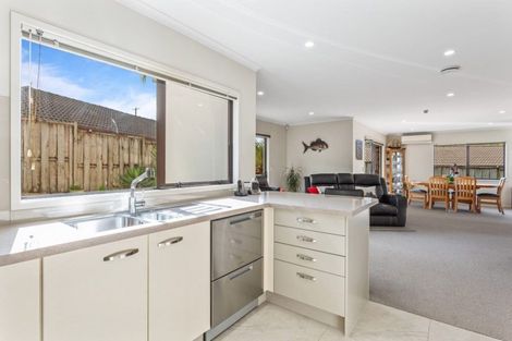 Photo of property in 23 Denim Place, Albany, Auckland, 0632