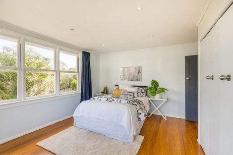 Photo of property in 3 Gates Road, Waikanae Beach, Waikanae, 5036