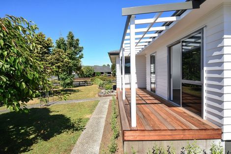 Photo of property in 23 Jasmine Avenue, Dinsdale, Hamilton, 3204