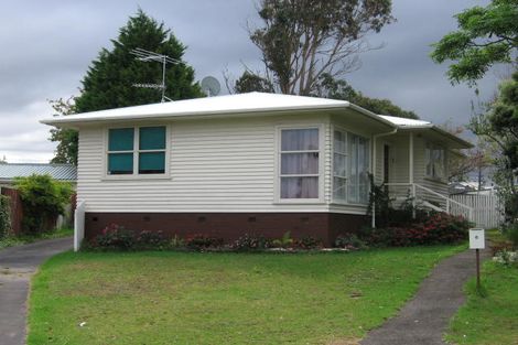 Photo of property in 6 Patts Avenue, Glendene, Auckland, 0602