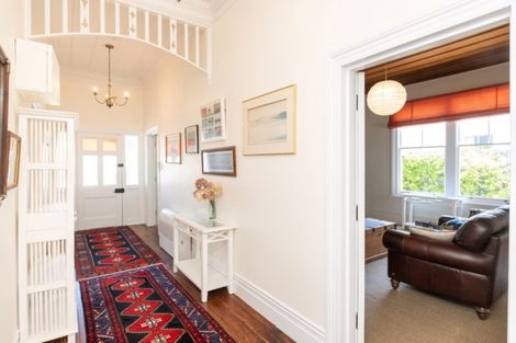 Photo of property in 12 Meeanee Quay, Westshore, Napier, 4110