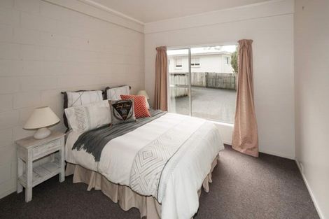 Photo of property in 9a Toroa Street, Torbay, Auckland, 0630