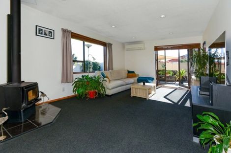 Photo of property in 8 Hersham Place, Bromley, Christchurch, 8062