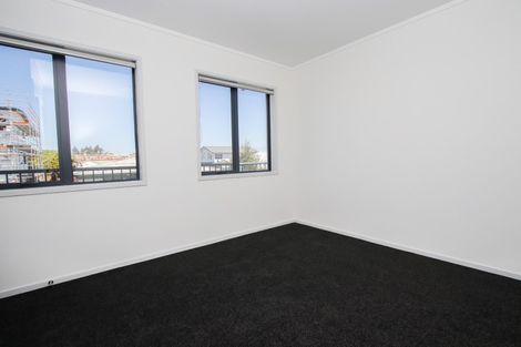 Photo of property in 4/200 Old Farm Road, Hamilton East, Hamilton, 3216