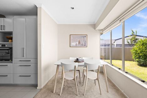 Photo of property in 5/212 Grove Road, Mayfair, Hastings, 4122