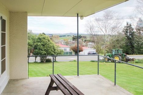 Photo of property in 25 Main Road, Maheno, Oamaru, 9495