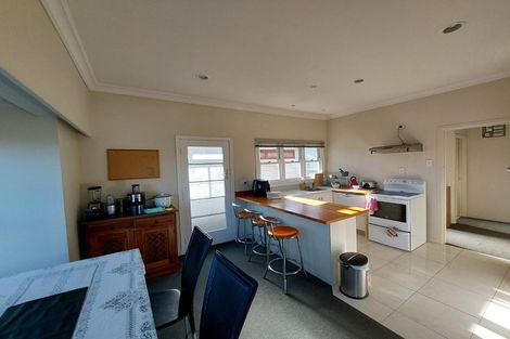 Photo of property in 5c Pendarves Street, New Plymouth, 4310
