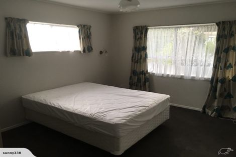 Photo of property in 1/20 Halldene Terrace, Red Beach, 0932