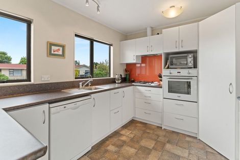 Photo of property in 15 Lowes Place, Solway, Masterton, 5810