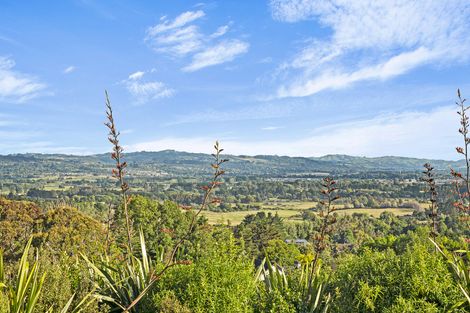 Photo of property in 40 Henriette Place, Totara Park, Auckland, 2105